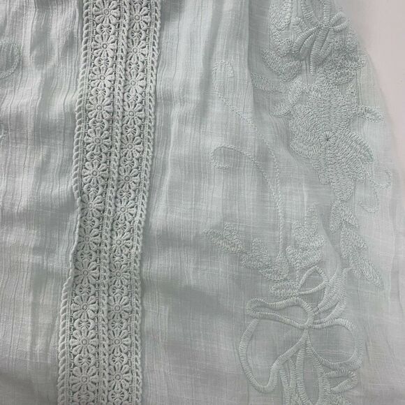 New Directions Embroidered Top Blue Short Sleeve L - Picture 3 of 4